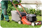 Wir �bernehmen Ihre Garten- und Landschaftsarbeiten – komplette Pflege Ihrer Gr�nanlagen z.B. Rasen ans�en, Rasen m�hen, Rasen vertikutieren, D�ngen & W�ssern, Hecken schneiden, Schnittgutentsorgung, Geholz- und Baumnachschnitt, Pflege der Pflanzfl�chen. Auch hier profitieren Sie von unserem Vollservice: Wir besorgen alle notwendigen Materialien – f�r Sie entsteht keinerlei Aufwand. 